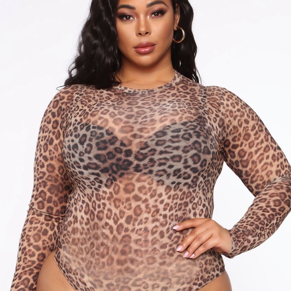 Two piece set - Picture 3 of 3